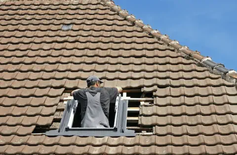 Pose de velux - Usson du Poitou